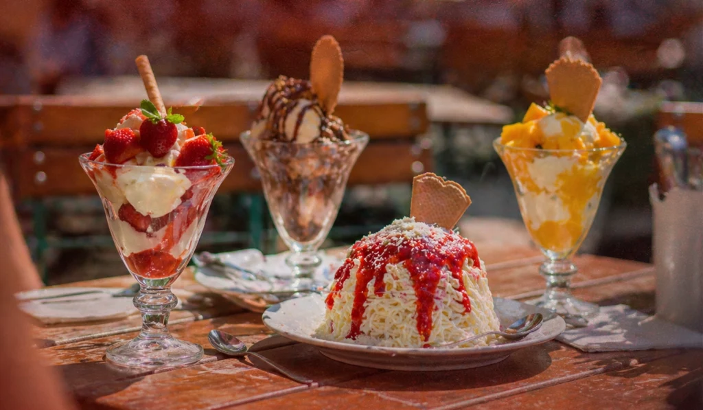 Leckere Eisbecher im Fritz Eiscafé in Pößneck